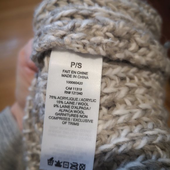 Dynamite long sleeve v-neck knit oversize pullover sweater - Picture 8 of 11